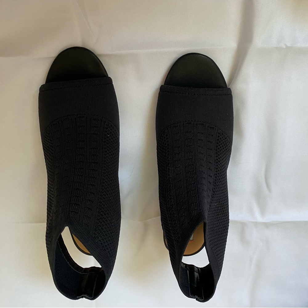 Size 4 Girls Steve Madden Dress Shoes